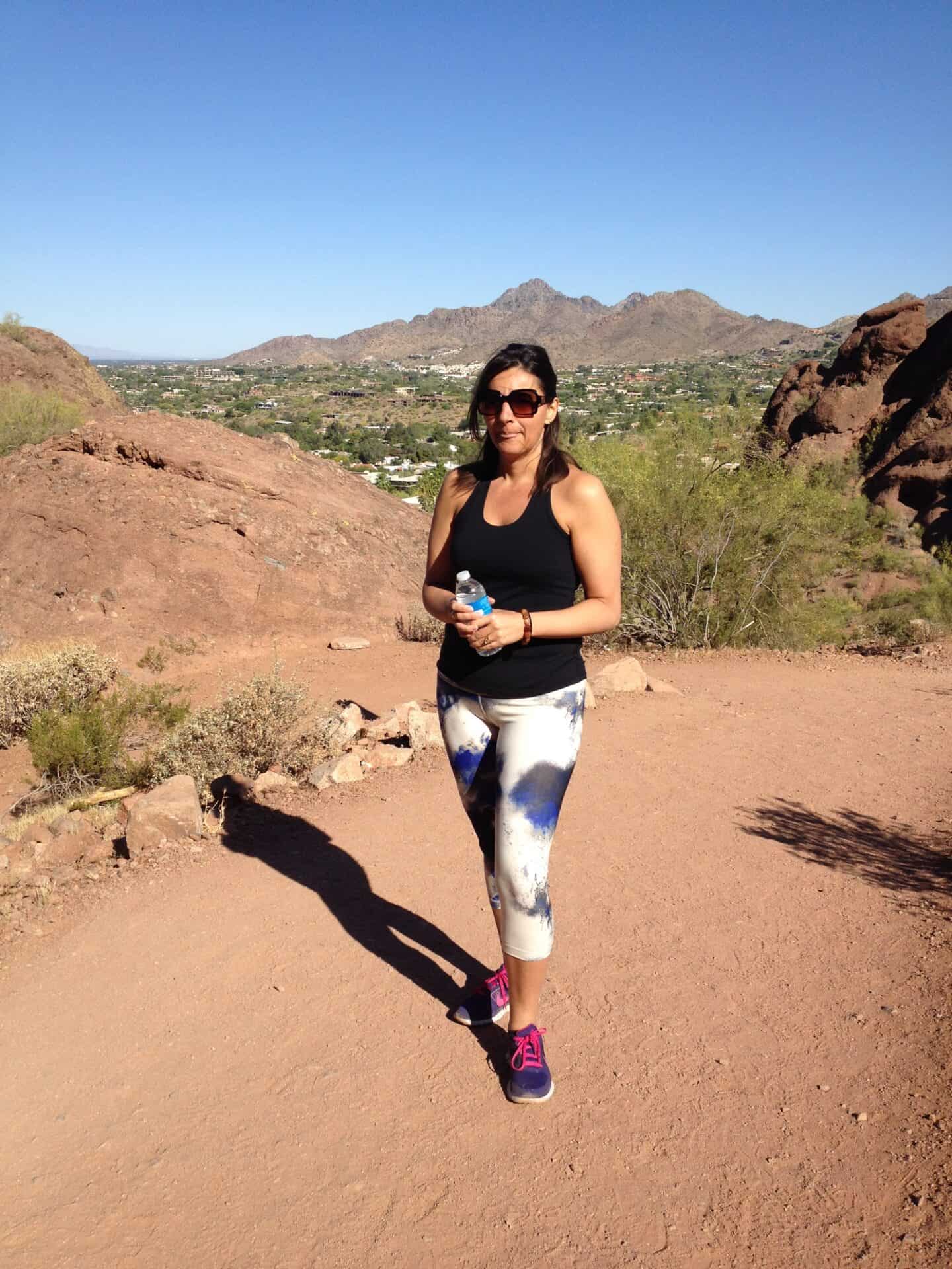 woman hiking camelback mountain scottsdale arizona