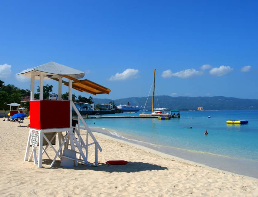 doctors cave beach montego bay jamaica excursions