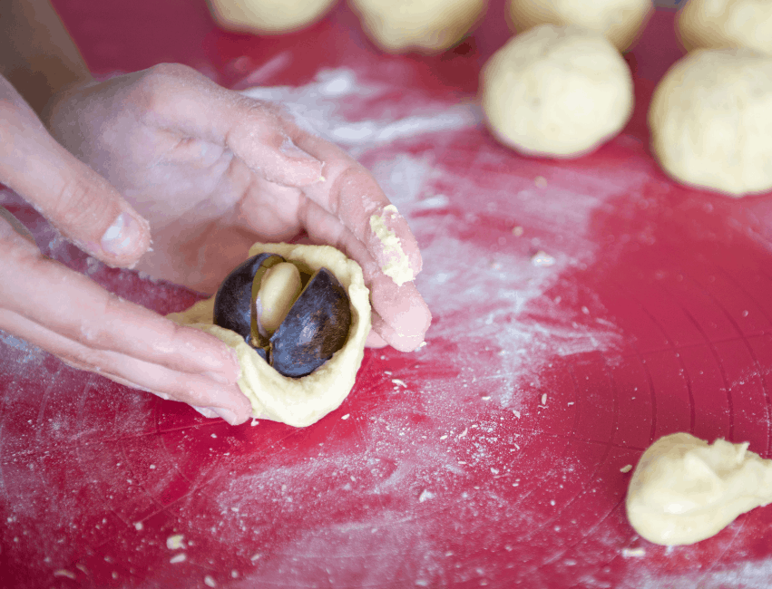 knedle croatian plum dumplings