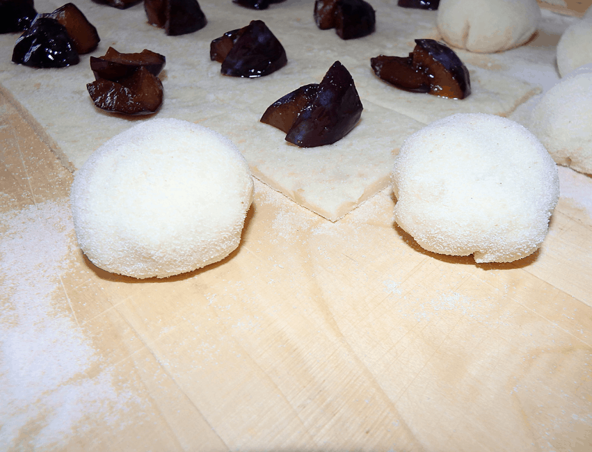 knedle croatian plum dumplings
