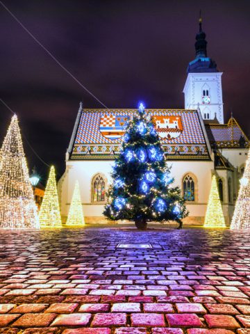 Discover the magic of Advent in Zagreb! Explore the award-winning Zagreb Christmas Market with top locations, food, events & travel tips