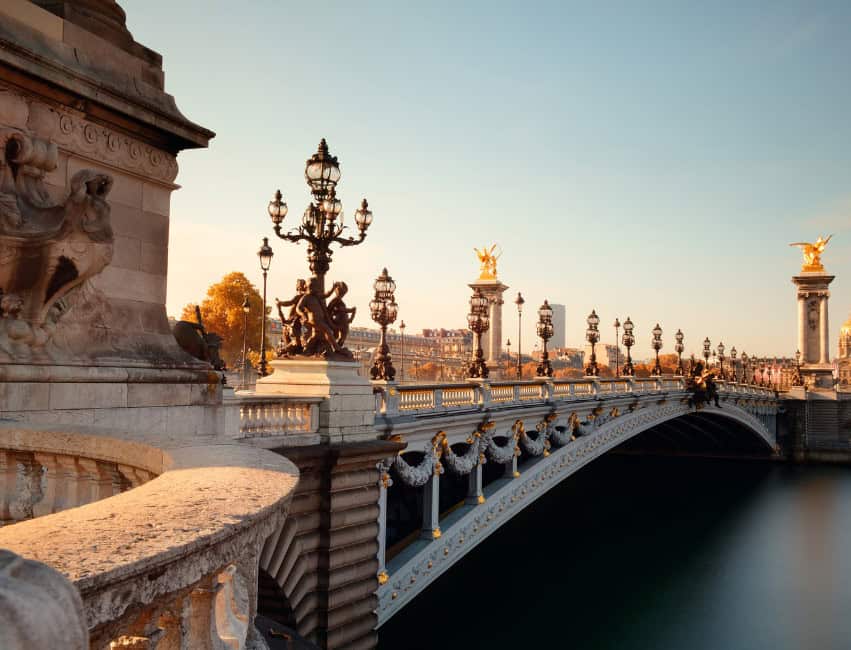 First time visiting Paris? Discover the best Paris travel tips, itineraries, packing advice, and mistakes to avoid in this ultimate Paris guide.