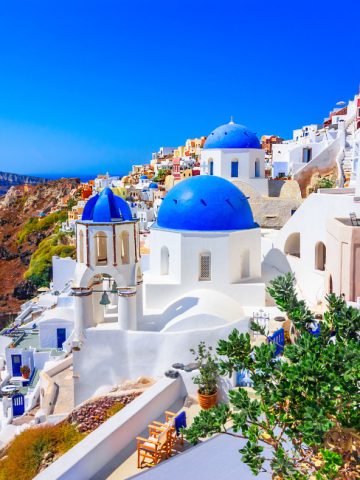 Discover the best Greek islands for holidays. Explore beaches, culture, food, and itineraries in this ultimate guide to Greece’s island destinations.