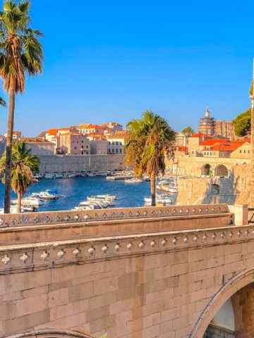 Discover the best things to do in Dubrovnik Croatia with our ultimate guide. Explore Old Town, city walls, beaches, Lokrum Island, top day trips, food, tips & FAQs.