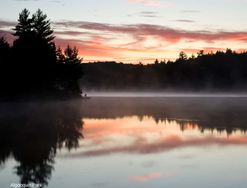 Discover the best romantic getaways in Ontario. From luxury resorts to cozy cabins, explore weekend getaways Ontario couples will love year-round.