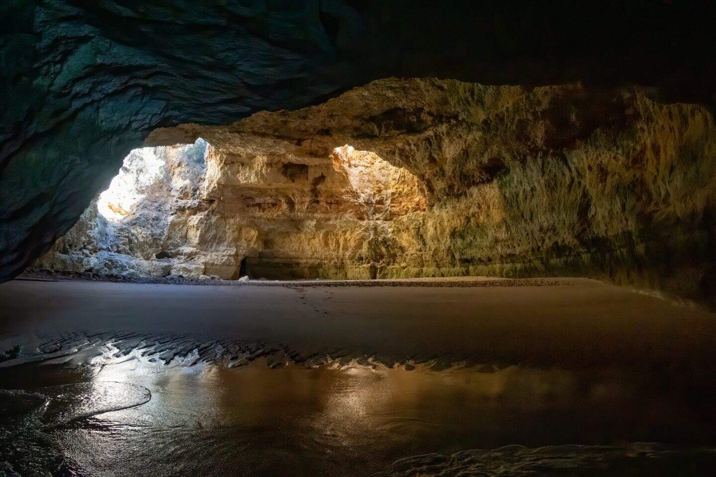 Discover the breathtaking caves of Algarve Portugal &mdash; from the world-famous Benagil Cave to hidden grottos along the golden coastline. Explore sea caves, secret beaches, and natural arches shaped by the Atlantic&rsquo;s waves on this ultimate Algarve cave adventure.