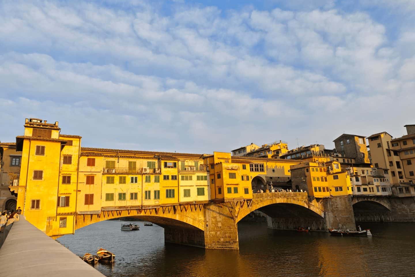 Discover the best things to do in Florence, Italy! Explore the top 10 must-see attractions, hidden gems, art, food, and day trips in the heart of Tuscany. Perfect for first-time visitors or anyone wondering what to do in Florence, Italy