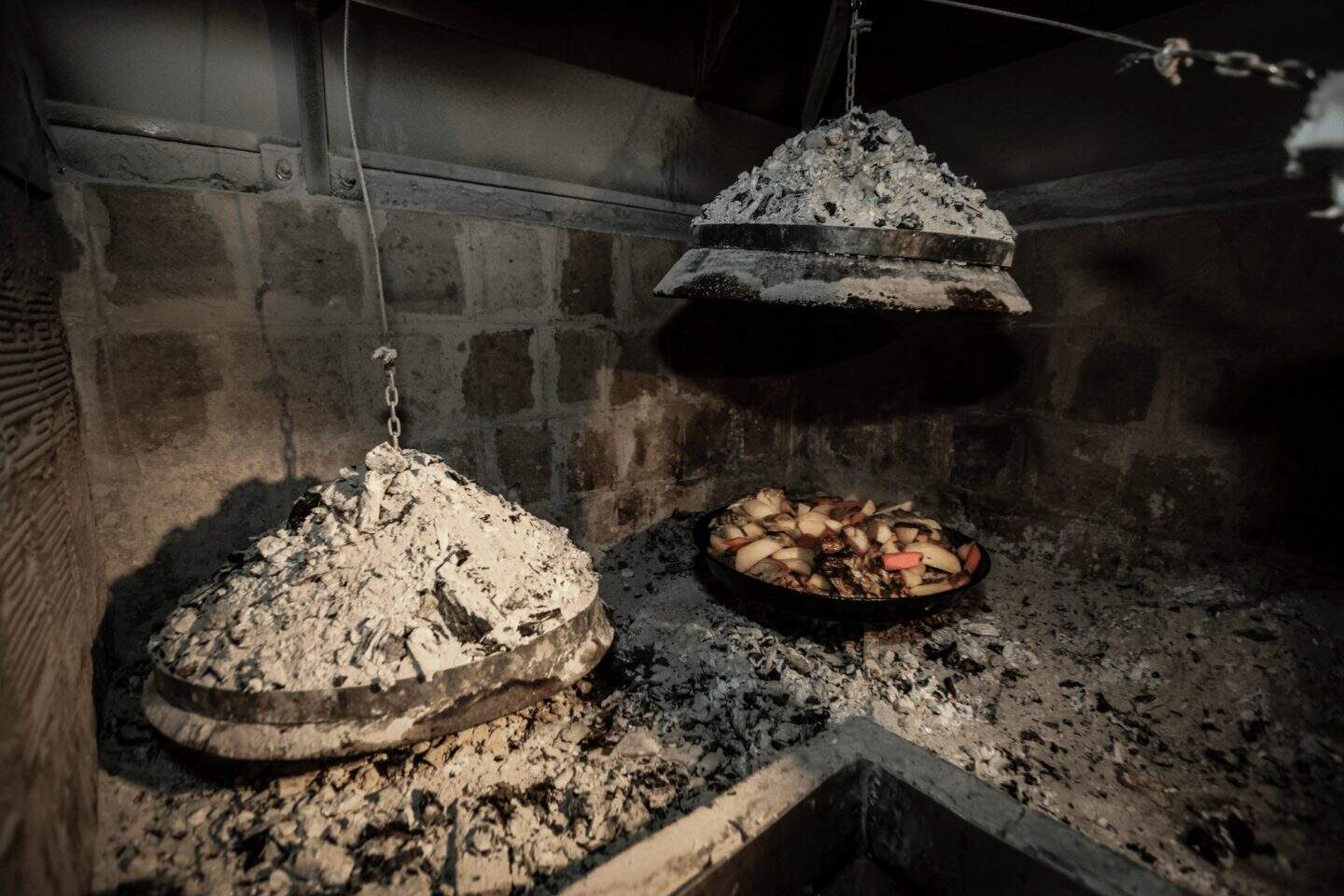croatian peka under the bell dalmatian peka