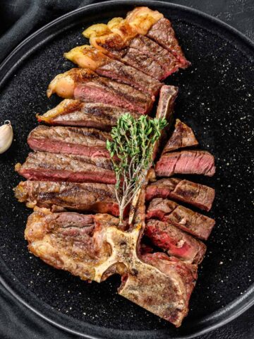 Discover the best Florentine steak in Florence, Italy. Learn where to eat authentic bistecca alla fiorentina, how it’s cooked, and which restaurants to visit.