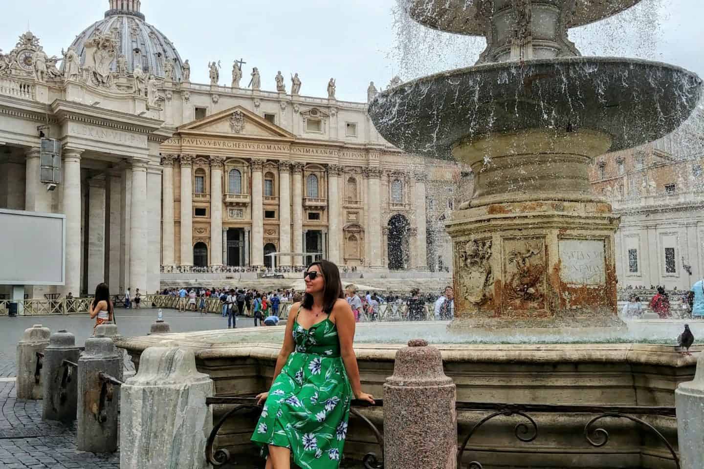 Rome Italy travel &mdash; Explore the best spots to visit in Italy including the Colosseum, Trevi Fountain, and ancient ruins in the heart of Rome.