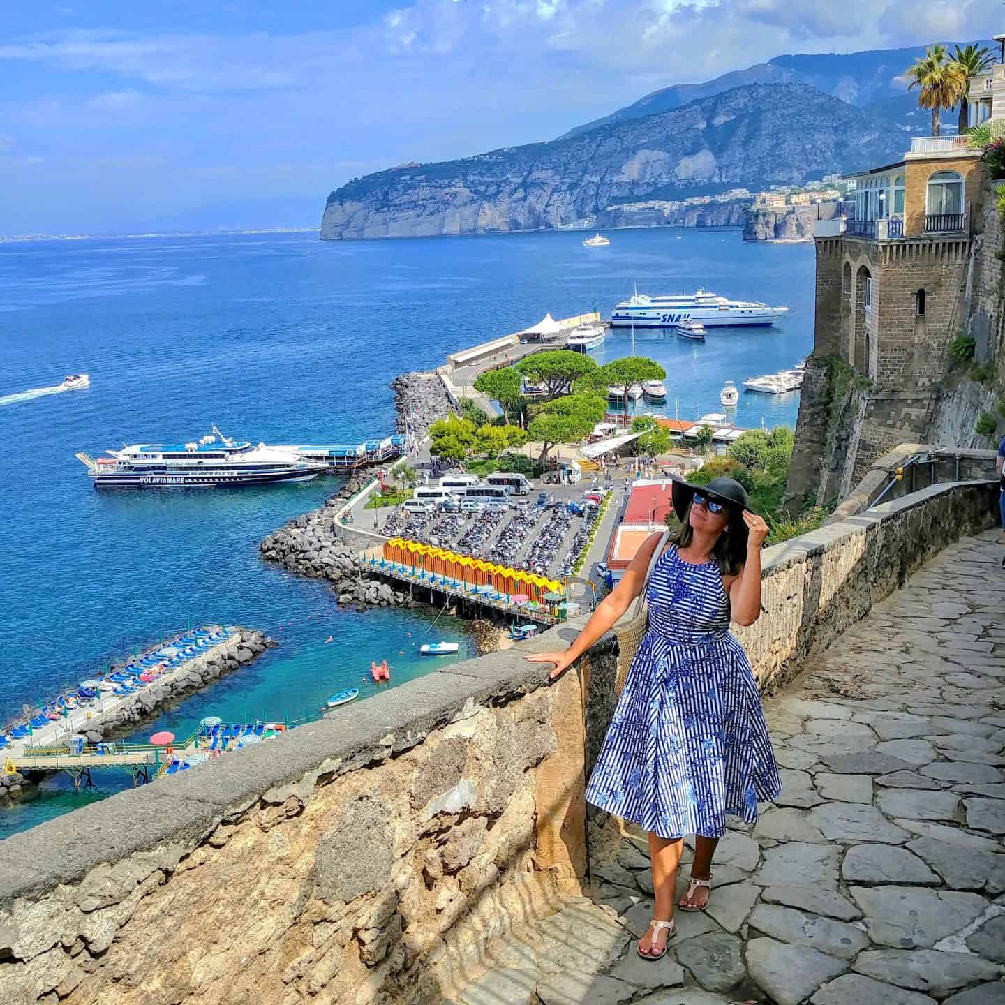 views from above of sorrento italy
Sorrento Italia or Sorrentina Italy)