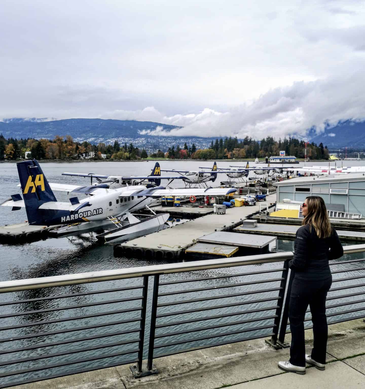 Discover the most beautiful places in Canada, from Banff and Vancouver to Quebec City and Niagara Falls. Explore Canadian sights, top tourist spots, vacation destinations, and recommended tours with insider tips.