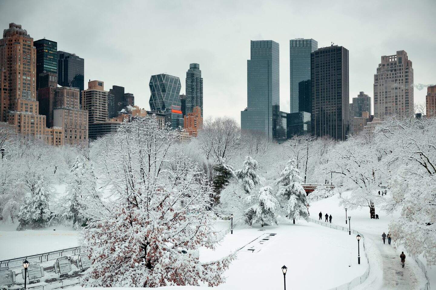 Discover the magic of Christmas in New York City &mdash; from Rockefeller Center&rsquo;s tree lighting to the Bryant Park Winter Village and festive Fifth Avenue lights. Your complete NYC Christmas itinerary and must-see holiday attractions!
ny city christmas
ny in christmas
christmas new york
nyc christmastime
new york city christmas
christmas in nyc
new york christmas time
nyc christmas time
christmas in new york
new york in christmas
christmas time in new york
new york city christmas time
christmas in new york itinerary
new york christmas itinerary